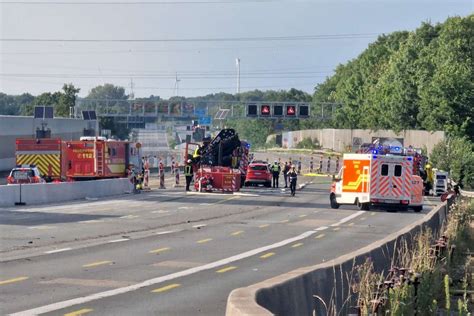 Autobahn Gmbh A1 Bei Unna Bleibt Weiter Voll Gesperrt Unfälle