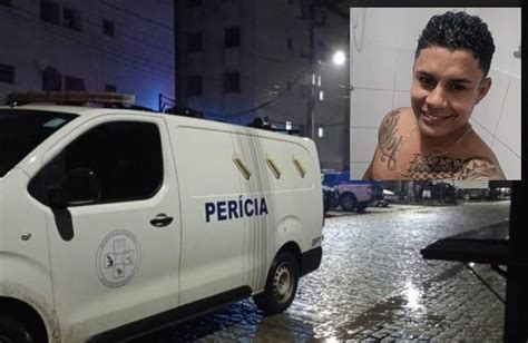 Homem Assassinado A Tiros Ap S Ter Apartamento Invadido No Avi Rio