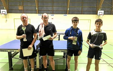 Tennis De Table Vingt Joueurs Au Tournoi Estival Le T L Gramme