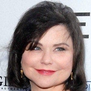 Delta Burke - Age, Family, Bio | Famous Birthdays