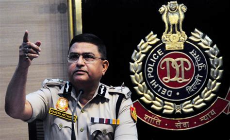 पुलिस आयुक्त राकेश अस्थाना ने आरोपी से की पूछताछ Police Commissioner Rakesh Asthana