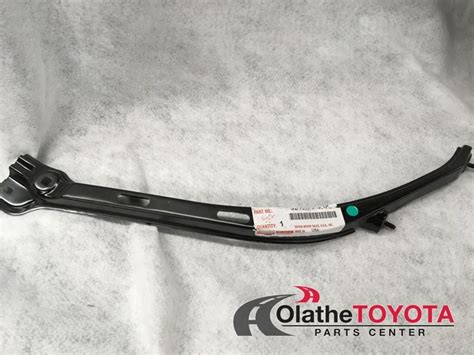 2005 2011 Toyota Tacoma Bumper Cover Support Rail Left Front