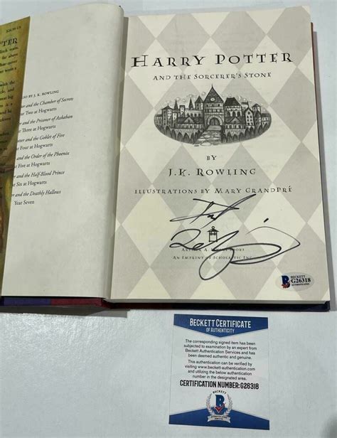 Daniel Radcliffe Signed Harry Potter And The Sorcerer S Stone Book Beckett 138 Autographia