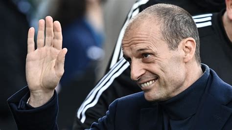 Juve Allegri TORNA A Parlare Parole AL MIELE Per Un Suo Ex Giocatore