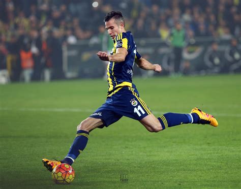 Robin van Persie | Fenerbahce by delipsikiyatr on DeviantArt