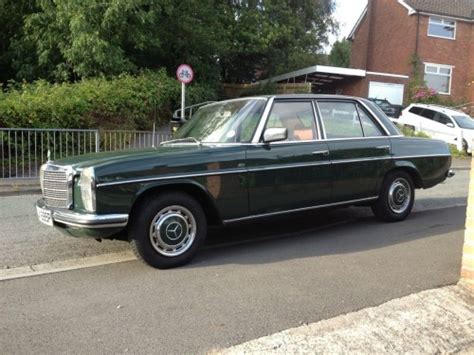 Mercedes-Benz 240D Auto