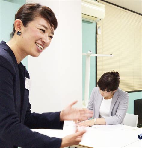 接遇講師養成講座の様子 一般社団法人 医療接遇ホスピタリティ協会