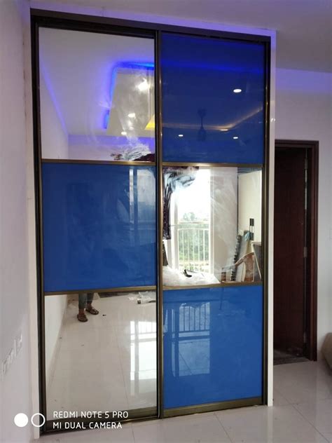 Plywood 2 Door Glass Sliding Wardrobe With Mirror At Rs 1650 Sq Ft In