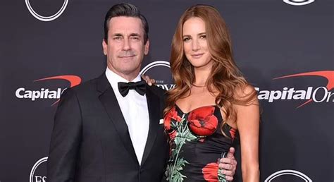 Jon Hamm El Guapo De Mad Men Claudica Y Se Casa Con Anna Osceola 17