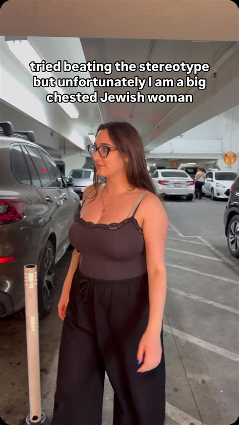 Julia Ain | what do you think of this bra? #reels | Instagram