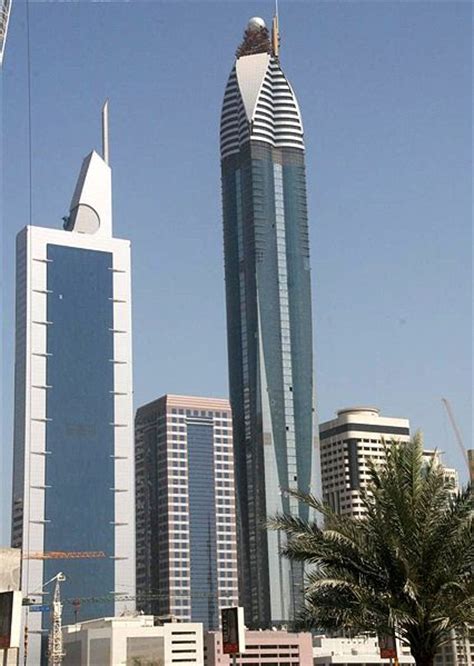 The Rose Tower Dubai: World's Tallest Hotel to open in December 2009 - FlashyDubai.com