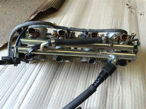 4 cylinder Bike throttle body £150 Andover Hants | Retro Rides