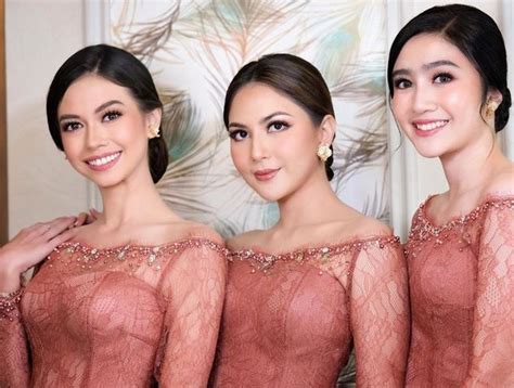 The Most Beautiful Bridesmaid Febby Rastanty At Enzy Storias Wedding Netizens Wish Her A