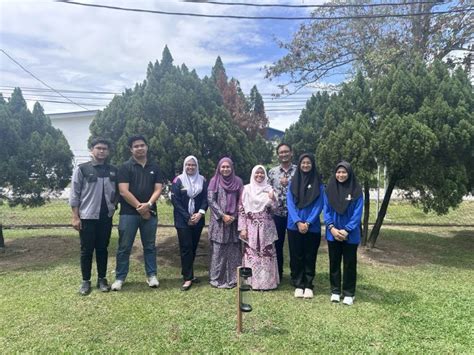 21 Nov 2024 Pemasangan Tolok Hujan (Rain Gauge) kerjasama Pensyarah ...