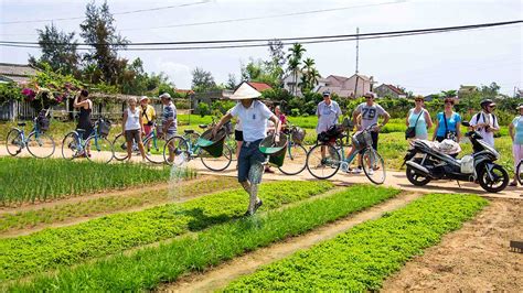 A Food Lover's Tour of Vietnam | Asia Pioneer Travel