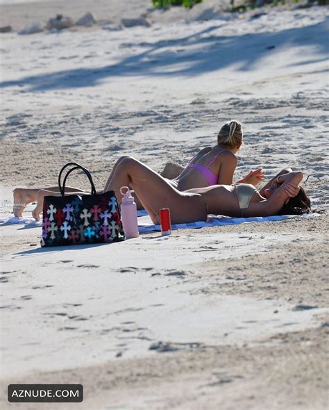 Kylie Jenner Sexy Spotted Showing Off Her Sizzling Body In A Hot Gold Bikini At Turks And Caicos