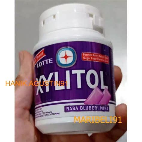 xylitol sugar  chewing gum xylitol bluebery mint bottle