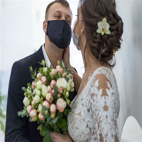 5 Things To Consider Before Getting Married During The Pandemic