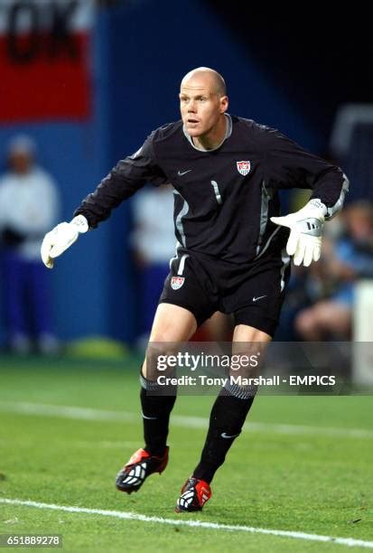 Brad Friedel Usa Brad Friedel Usa Goalkeeper Photos and Premium High ...