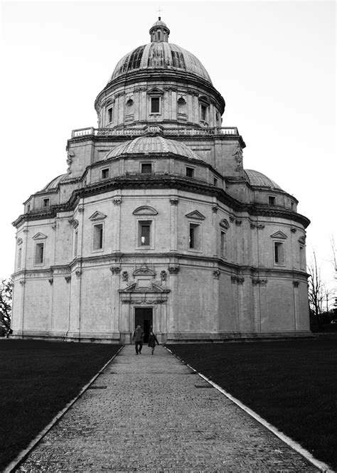 Davanti Al Tempio Todi Karl Cimarron Flickr