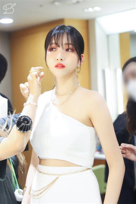 「sowon gfriend」おしゃれまとめの人気アイデア｜Pinterest｜GFRIEND | アジアの女性, ソウォン, ガールフレンド