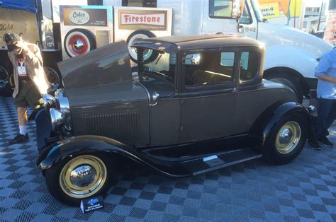 Taking a Vintage 1931 Ford Model A and Turning It Into a Modern Hot Rod