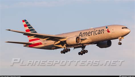 N786AN American Airlines Boeing 777 223 ER Photo By Maximilian Kramer