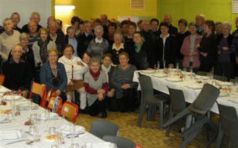 Familles rurales 70 personnes au repas Le Télégramme