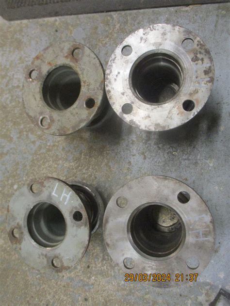 Triumph Spitfire Herald Vitesse GT6 Wire Wheel Adaptors Octagon Nuts