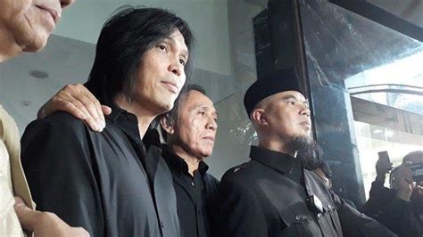 Bertemu Pertama Kali Lagi Ahmad Dhani Dan Once Sempat Debat Soal Pasal