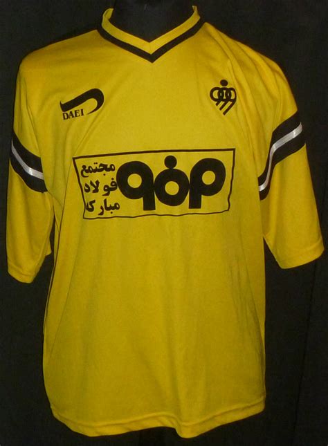 Sepahan Isfahan Home football shirt 2002 - 2003.