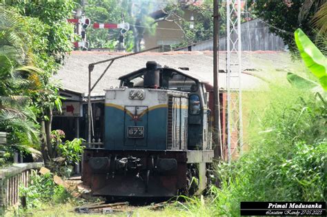 W3 673 On Matale Bound Passenger Train No 2019 Kandy Mata Flickr