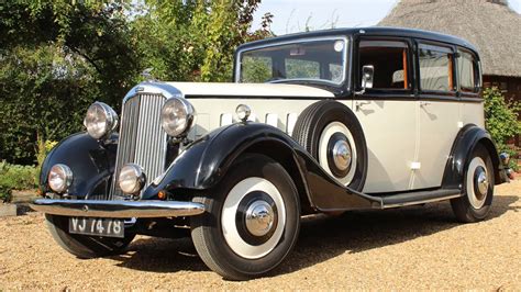 Vintage Humber Saloon Wedding Car Hire Hampton Court London