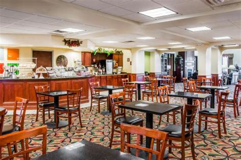 Comfort Suites Findlay $79 ($̶1̶0̶7̶) - UPDATED 2018 Prices & Hotel ...