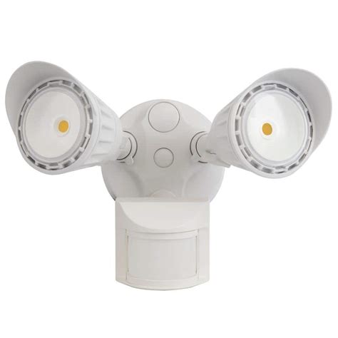 Halco Lighting Technologies 20 Watt White Motion Activated Outdoor Integrated Led Area Light