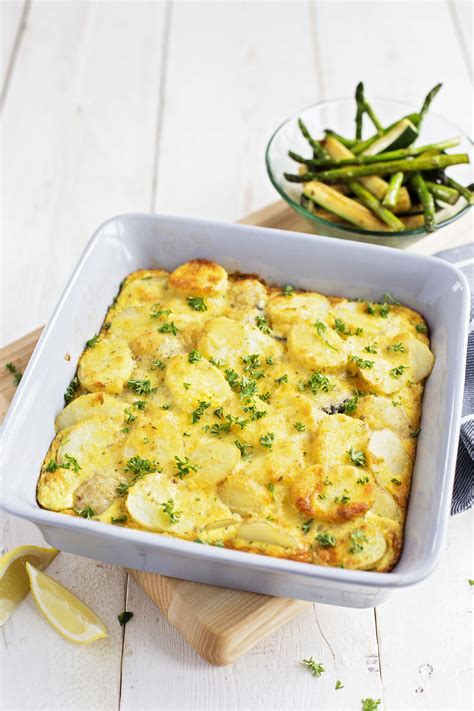 Mackerel and New potato bake | Recipe | Baked mackerel, Tray bake ...