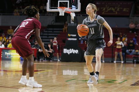 Iowa State Womens Basketball Fans Welcome Back Emily Ryan