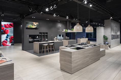 Kitchen Appliances Store Design & Showroom Display Ideas