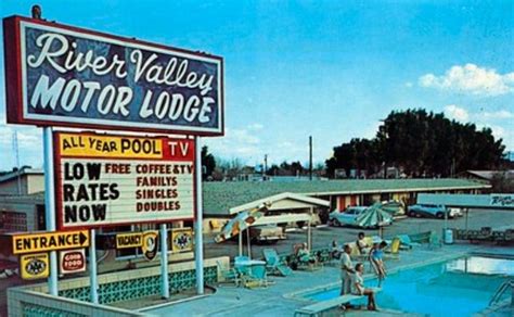 Needles, California | Lodge, Modern buildings, Midcentury house