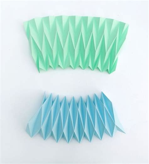 Do It Yourself Just Like That: DIY Accordion paper folding