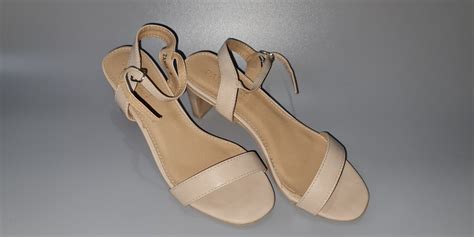 PARISIAN NUDE Sandals Size 5 On Carousell