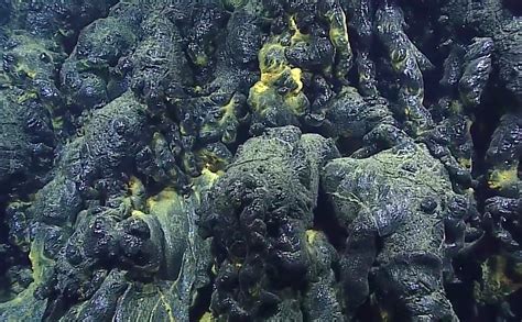 World's Deepest Volcanic Eruption Creates Nightmare Garden of Glass ...