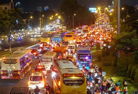 Horrific Congestion Occurs At Ho Chi Minh City Bus Station As Holiday Begins Tuoi Tre News