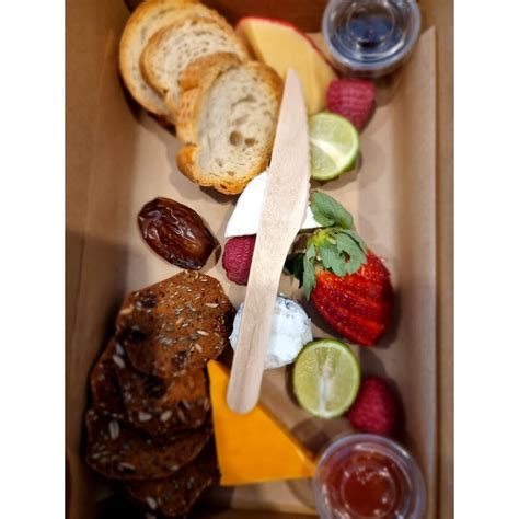 Gourmet Cheese Platter – CNI Catering