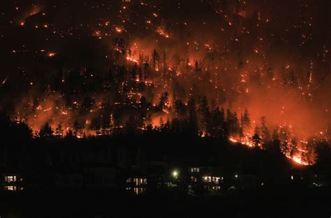 加拿大山火蔓延 卑詩省進入緊急狀態 西北小鎮清空如鬼城 星島日報