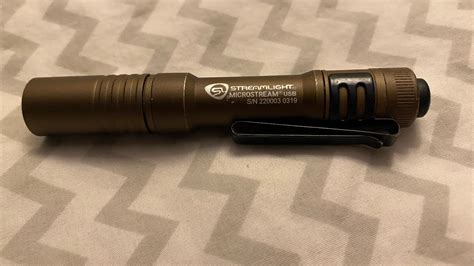 StreamLight Micro USB Flashlight flickers while charging - YouTube