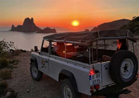 Ibiza Geheimtipps Inselrundfahrt Mit Dem Land Rover Defender