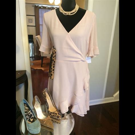 NAKED ZEBRA Blush Faux Wrap Dress En 2024