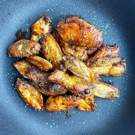 The Best Slow Cooker Hot Wings