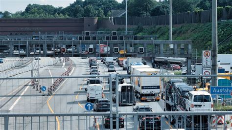 A7 Hamburg Große Sperrung am Wochenende Staus vor Elbtunnel erwartet